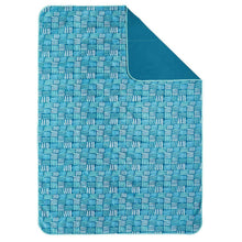 Load image into Gallery viewer, Light Speed Oversized Outdoor Blanket Teal &amp; Baby Blue Trim
