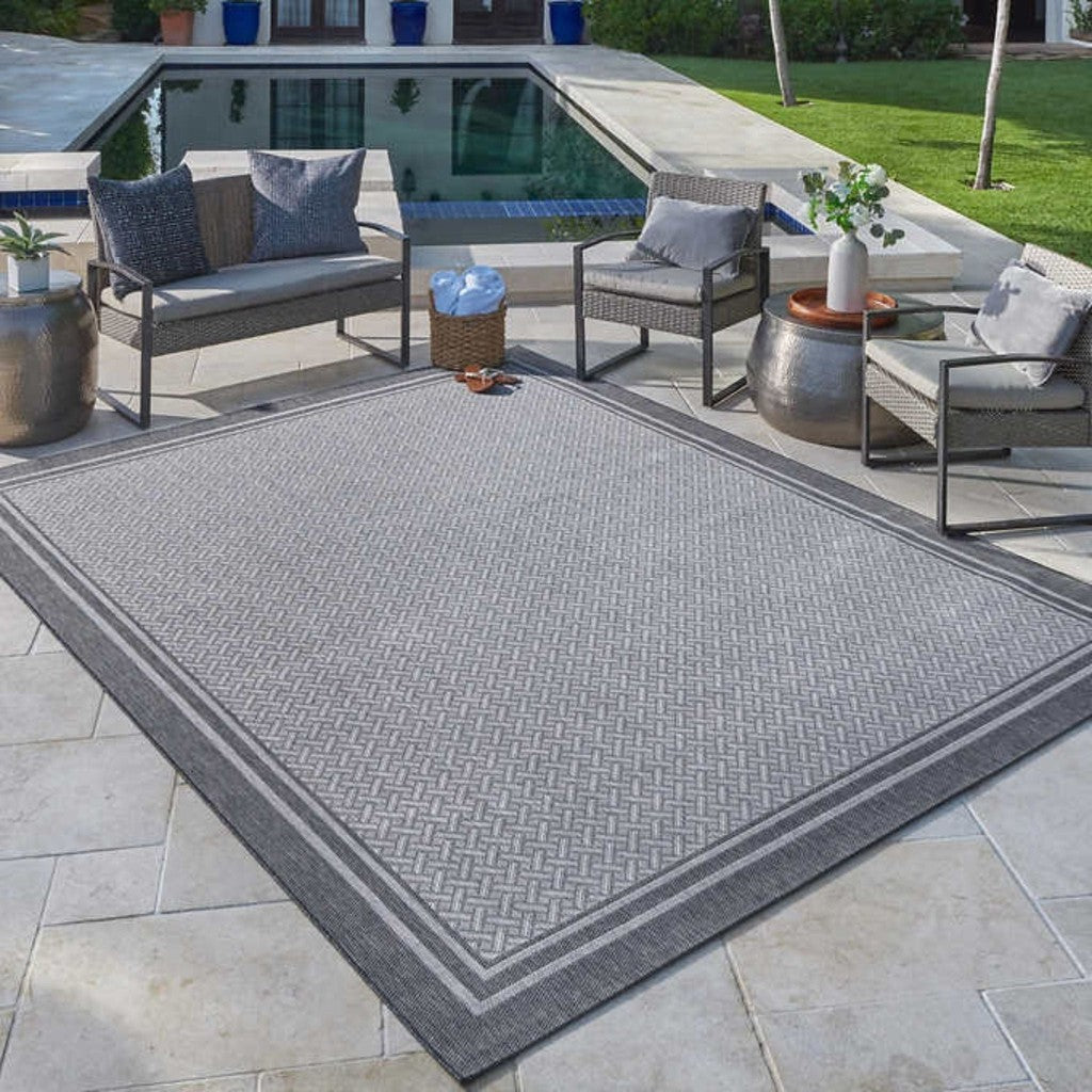 Gertmenian Naples Collection Ace Border Indoor/Outdoor Area Rug Black Liquidation Nation