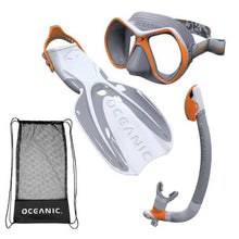 Load image into Gallery viewer, Oceanic Adult Snorkeling Set L/XL
