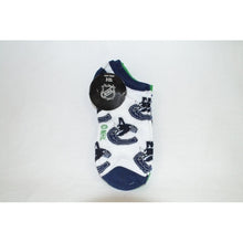 Load image into Gallery viewer, NHL Vancouver Canucks Women&#39;s 3-Pack Ankle Socks White/Stripe/Blue 9-11
