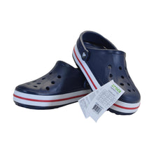 Load image into Gallery viewer, Crocs Bayaband Clog Men&#39;s 6 Women&#39;s 8 - Navy / Pepper
