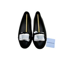 Load image into Gallery viewer, Aerosoles Ornamented Women&#39;s Flats Black 9

