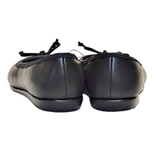 Load image into Gallery viewer, Aerosoles Women&#39;s Flats - Black 8
