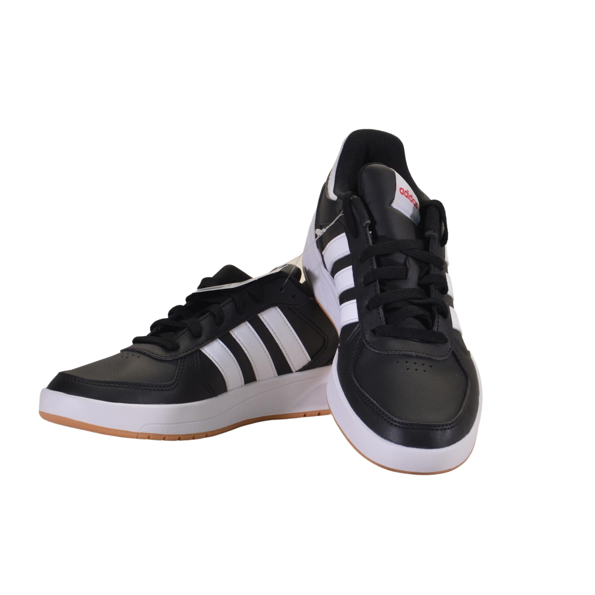 court beat adidas