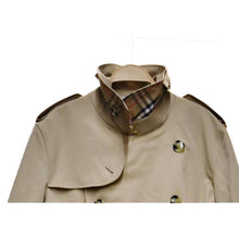Load image into Gallery viewer, Burberry The Kensington Mens Trench Coat 52 UK sizing Medium
