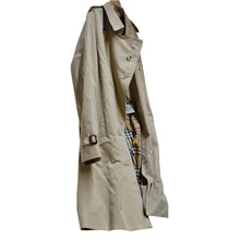 Load image into Gallery viewer, Burberry The Kensington Women&#39;s Trench Coat Size 10 (12 UK) Honey

