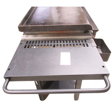 Load image into Gallery viewer, Camp Chef Flat Top Girll 600 (FTG600)
