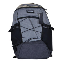 Load image into Gallery viewer, DAKINE WNDR Backpack 25L - Greyscale
