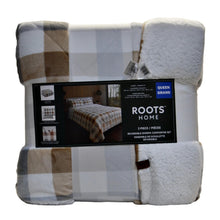 Load image into Gallery viewer, Roots Home - Reversible Sherpa Comforter Set Queen - Taupe
