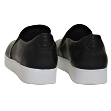 Load image into Gallery viewer, Fitflop Rally Leather Slip on Skate Sneakers Unisex 10 Black
