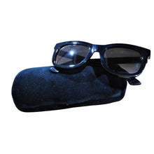Load image into Gallery viewer, Gucci Women&#39;s Gg0326s-001 52Mm Sunglasses

