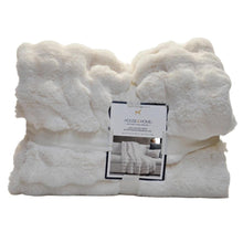 Load image into Gallery viewer, House &amp; Home Bubble Faux Fur Throw 152 x 177cm - White
