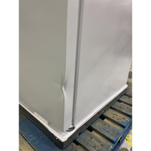 Load image into Gallery viewer, Midea 28 in. 14.2 cu.ft. White Top Mount Refrigerator MRT14B3AWW
