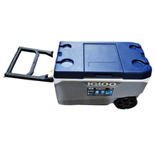 Load image into Gallery viewer, Igloo 90-quart Maxcold Latitude Flip and Tow Wheeled Cooler
