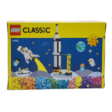 Load image into Gallery viewer, LEGO Classic Space Mission 11022 (1,700 pieces)
