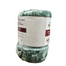Load image into Gallery viewer, Life Comfort Sherpa Plush Blanket King Green
