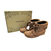 Load image into Gallery viewer, Manitobah Mukluks Harvester Sueded Moccasin Copper 7
