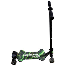 Load image into Gallery viewer, Melo SideWinder Light-Up Quad Kick Scooter Green
