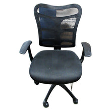 Load image into Gallery viewer, Mesh Managers Chair Black
