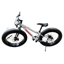 Load image into Gallery viewer, Mongoose Jasper 60.96 cm (24 in.) Fat Tire Bike Youth Silver

