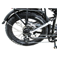 Load image into Gallery viewer, Quest Eclipse Electric Fat Tire Bike 26in
