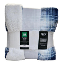 Load image into Gallery viewer, Roots Home Reversible Sherpa Comforter Set 3pc King Blue and White
