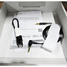 Load image into Gallery viewer, Sony WH-CH720N Wireless Noise Cancelling Headphones White
