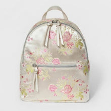 Load image into Gallery viewer, T-Shirt &amp; Jeans Floral Zip Closure Backpack - Floral
