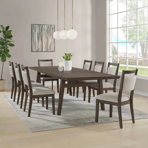 Thomasville Anacortes 9-piece Dining Room Set (Trailer)