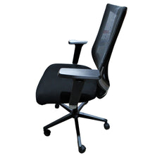 Load image into Gallery viewer, True Innovations Mesh Task Chair - Black
