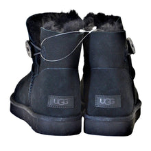 Load image into Gallery viewer, UGG Mini Bailey Button II 10 Black
