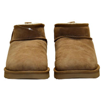 Load image into Gallery viewer, UGG Women&#39;s Classic Ultra Mini Platform Brown 9
