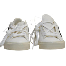 Load image into Gallery viewer, VEJA Women&#39;s Campo Chromefree Leather Sneakers White/Black Size 7
