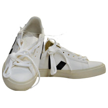 Load image into Gallery viewer, VEJA Women&#39;s Campo Chromefree Leather Sneakers White/Black Size 7
