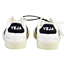 Load image into Gallery viewer, VEJA Women&#39;s Campo Chromefree Leather Sneakers White/Black Size 9
