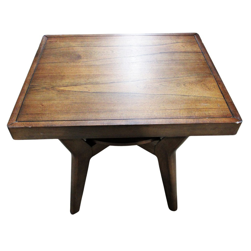 Wimberly End Table – Liquidation Nation