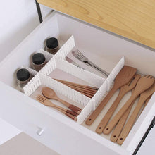 Load image into Gallery viewer, CROING 32 Piece Plastic Drawer Dividers
