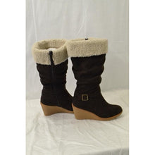 Load image into Gallery viewer, Jessica Mild Calf Brown Boots with Heel Size 6
