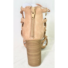 Load image into Gallery viewer, Merona Women&#39;s Kolbi Lace Up Gladiator Braided Taupe Heel Sandals 5.5
