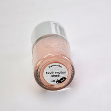 Load image into Gallery viewer, Nails Inc. London South Motion Street 10ml
