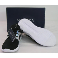 Load image into Gallery viewer, Nautica Youth Leisure Shoes Size 4
