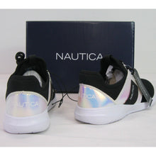 Load image into Gallery viewer, Nautica Youth Leisure Shoes Size 4
