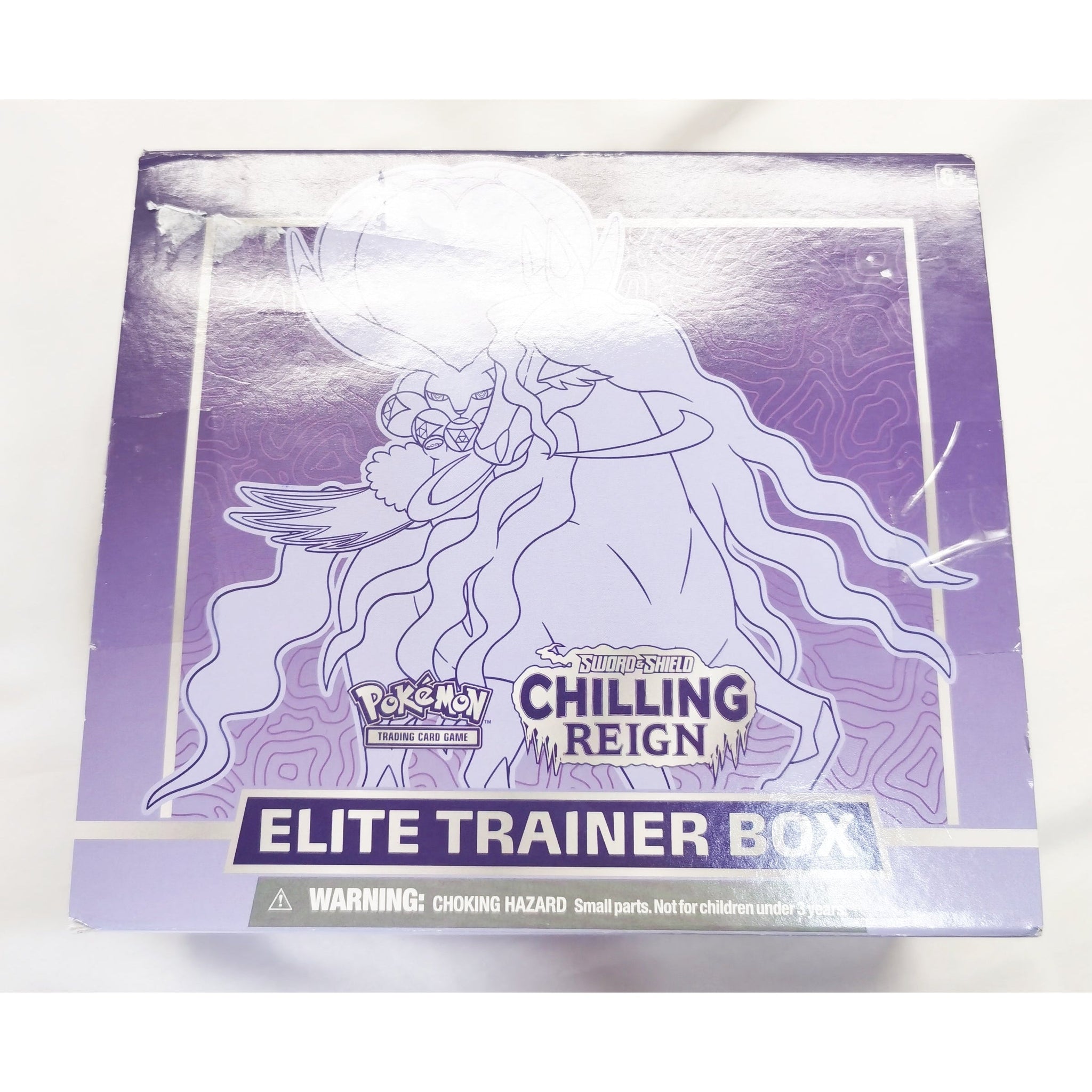 Chilling Reign retailer ETB!