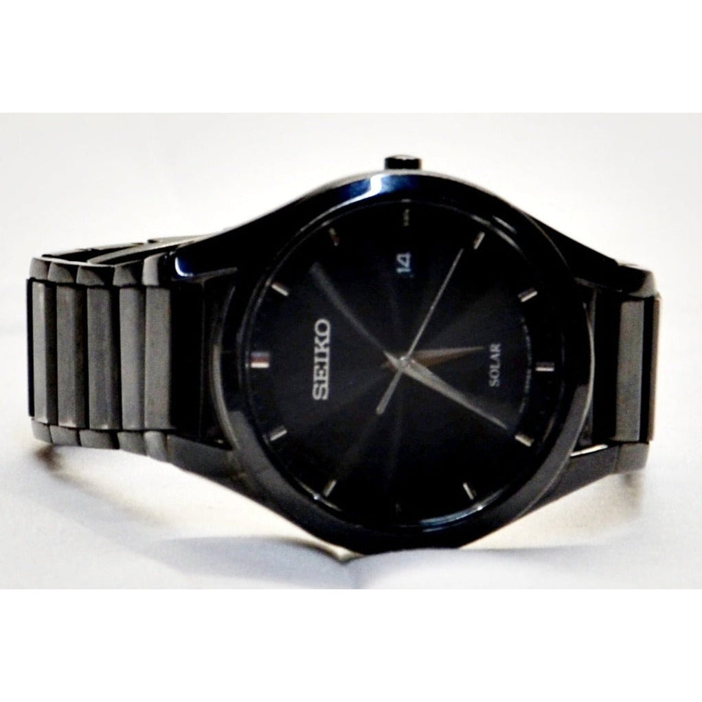 Seiko Men's Solar Dress Watch with Stainless Steel Strap - Black