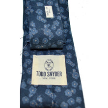 Load image into Gallery viewer, Todd Snyder New York Necktie Blue Floral Cotton Blend
