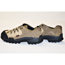 Load image into Gallery viewer, Wolverine Resistor Lo-Cut Men&#39;s Olive 9
