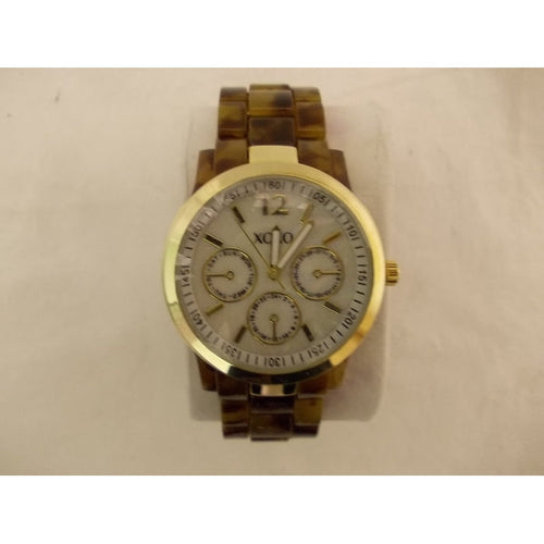 XOXO Women's XO5509 Gold-Tone Dress Watch with Tortoise-Tone Bracelet