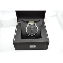 Load image into Gallery viewer, BOSS Men&#39;s Governor Steel Mesh Band Watch
