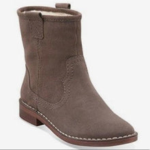 Load image into Gallery viewer, Clarks Cabaret Rock Taupe Suede Boots Women&#39;s Size 6.5
