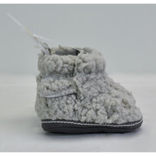 Load image into Gallery viewer, Cloud Island Baby Bear Fuzzy Slippers 0-6M
